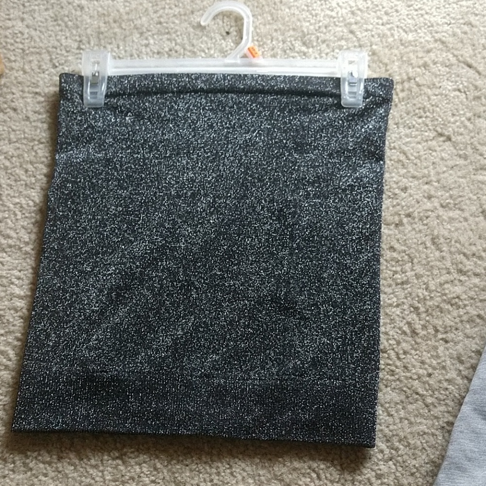 Glittery short pencil skirt